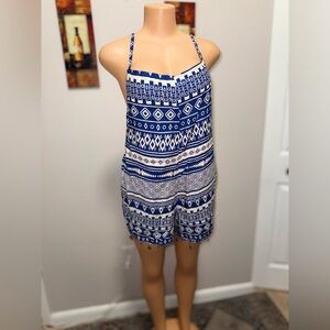 43)NWT 5th & LOVE ROMPER SIZE XL